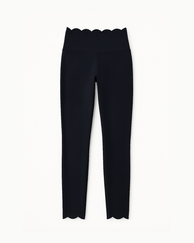 Flat lay del legging The Edge en color negro Muv&Glow